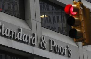 S & P Naikkan Peringkat Indonesia Jadi Investment Grade