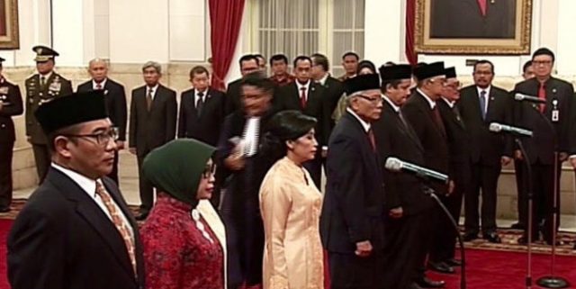 presiden-jokowi-lantik-7-anggota-dkpp-periode-2017-2022