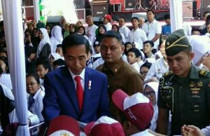 Jokowi Berharap Guru Jadi Teladan dan Panutan Peserta Didik