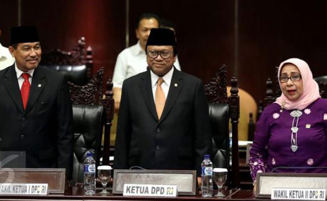 085632200_1491317961-20170404--Oesman-Sapta-Odang-ketua-DPD-RI-Jakarta--Johan-Tallo-08