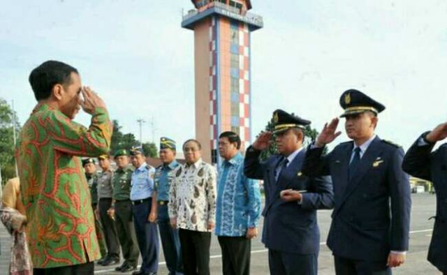 0_mulai-2018-jokowi-targetkan-perpanjang-landasan-bandara-jember_crop_650x400
