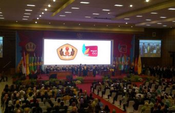 Presiden Hadiri Dies Natalis UNPAD dan Bagikan Kartu Indonesia Pintar