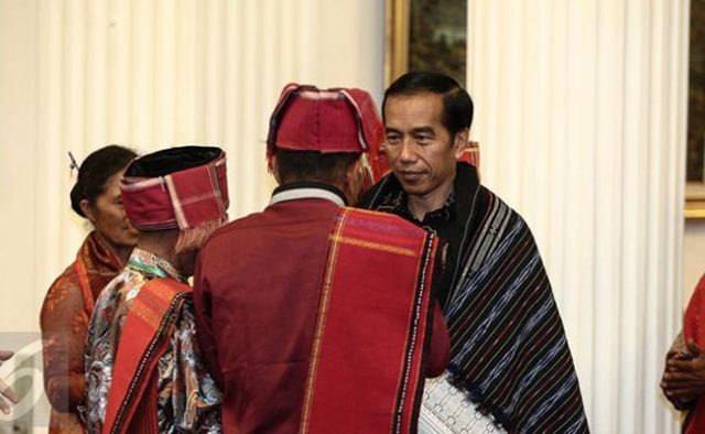 jokowi-menjadi-keluarga-besar-sumtra