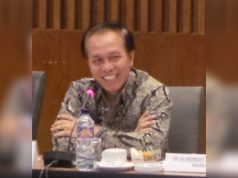 POLA BERFIKIR BERKEMBANG DARI RUMAH DAN SEKOLAH