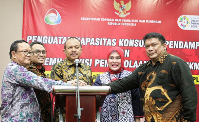 Kemenkop dan UKM Bahas Tantangan PLUT-KUMKM Go to Global
