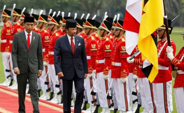 Presiden Jokowi Sambut Kunjungan Sultan Brunei di Istana Bogor