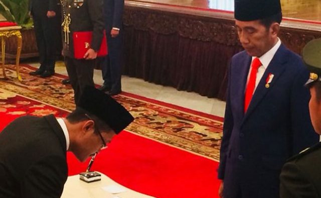 Jokowi Lantik Sembilan Anggota KPPU