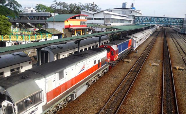 DeteksiNusantara.com-Stasiun-KA-di-Lapang-Merdeka-Medan