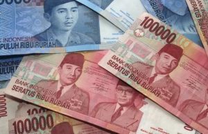 Menikmati Kehancuran Rupiah