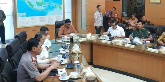 wiranto-pimpin-rapat-evaluasi-persiapan-pemerintahan-jokowi-periode-kedua