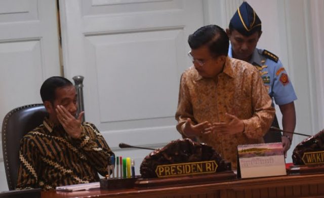 930830-jokowi-rapat