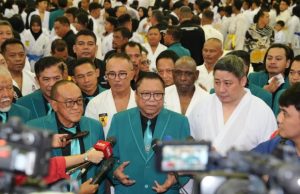 Oesman Sapta Terpilih Aklamasi sebagai Ketua Umum KKI