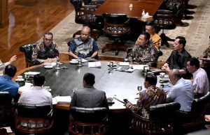 Prabowo Habiskan Akhir Pekan dengan Lima Ratas Berbeda di Hambalang