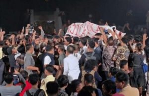 Tiba-tiba Ramai Bicara Adab