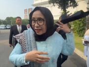 Nanik Masih Cengengesan saat Tiga Rekannya Masuk Bui