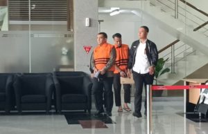 Silmy Karim Resmi Pakai Rompi Oranye Tahanan KPK Bersama 7 Anak Buahnya