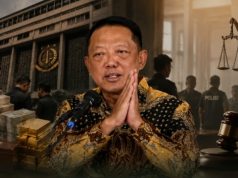 Mundur Demi Hukum