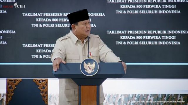 presiden-prabowo-sampaikan-taklimat-kepada-800-perwira-tinggi-tni-polri-di-jakarta-rabu-7102026-1791360929386_169